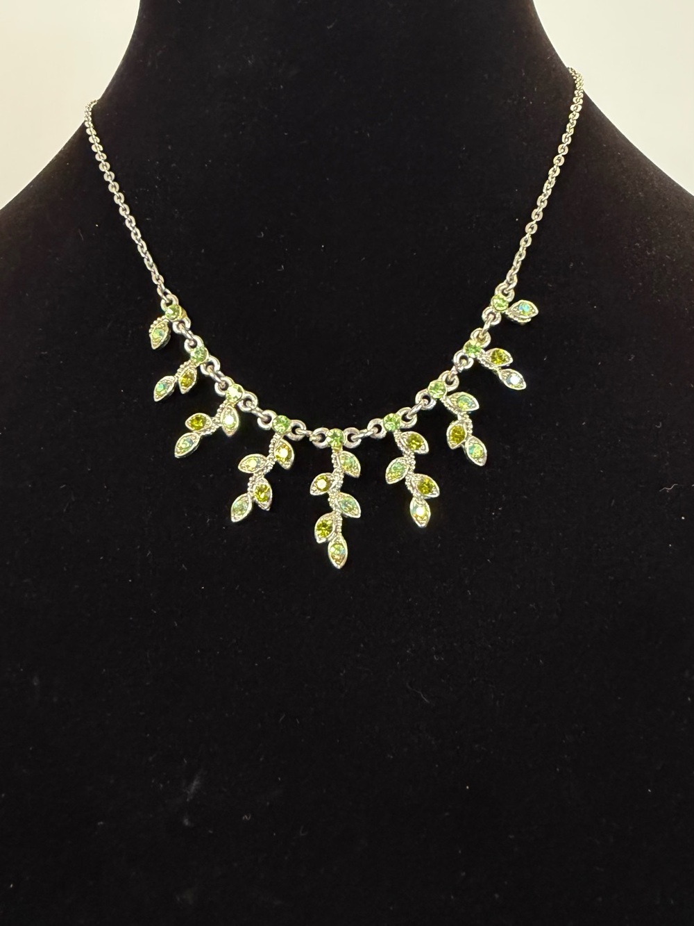 Green Leaf Drop Necklace - Women Jewelry